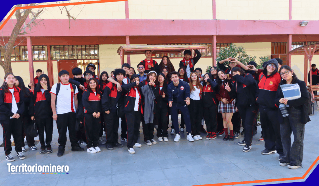 Team Chile y Codelco promueven valores en Liceo Eleuterio Ramírez de Calama