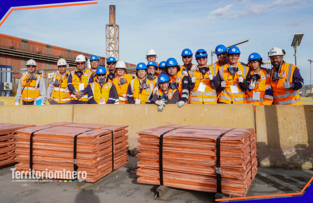Programa Pensamiento Minero acerca a estudiantes técnicos de Calama con la minería del futuro