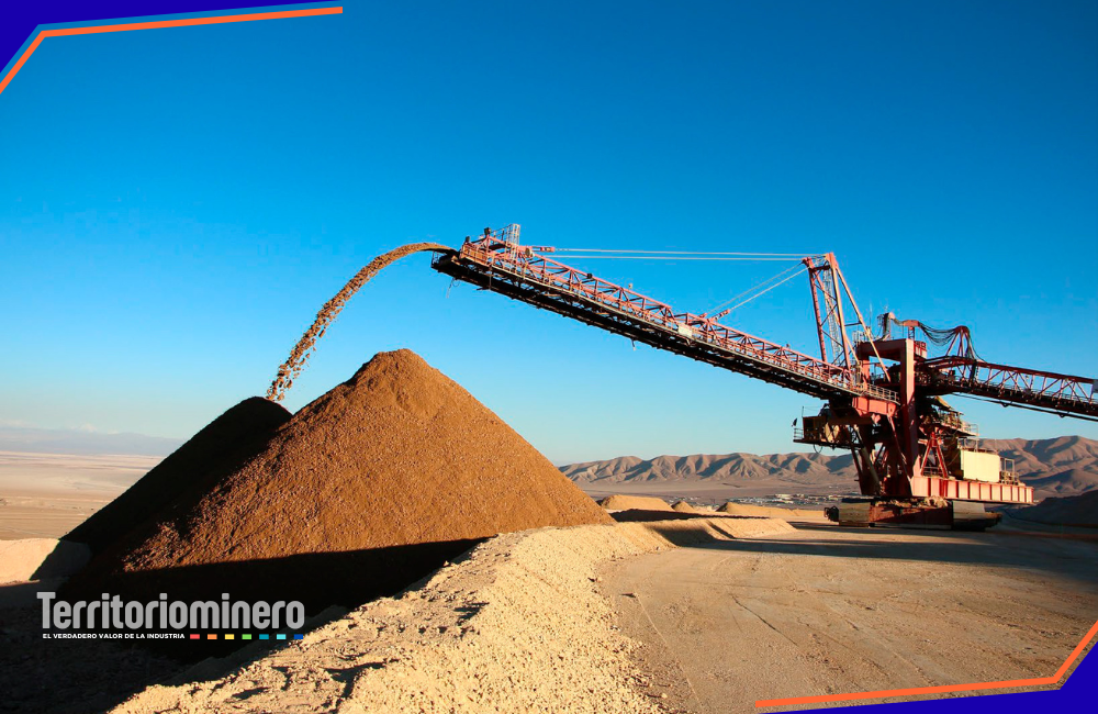 Innovación en minería: Radomiro Tomic construye el Spreader más grande de Sudamérica