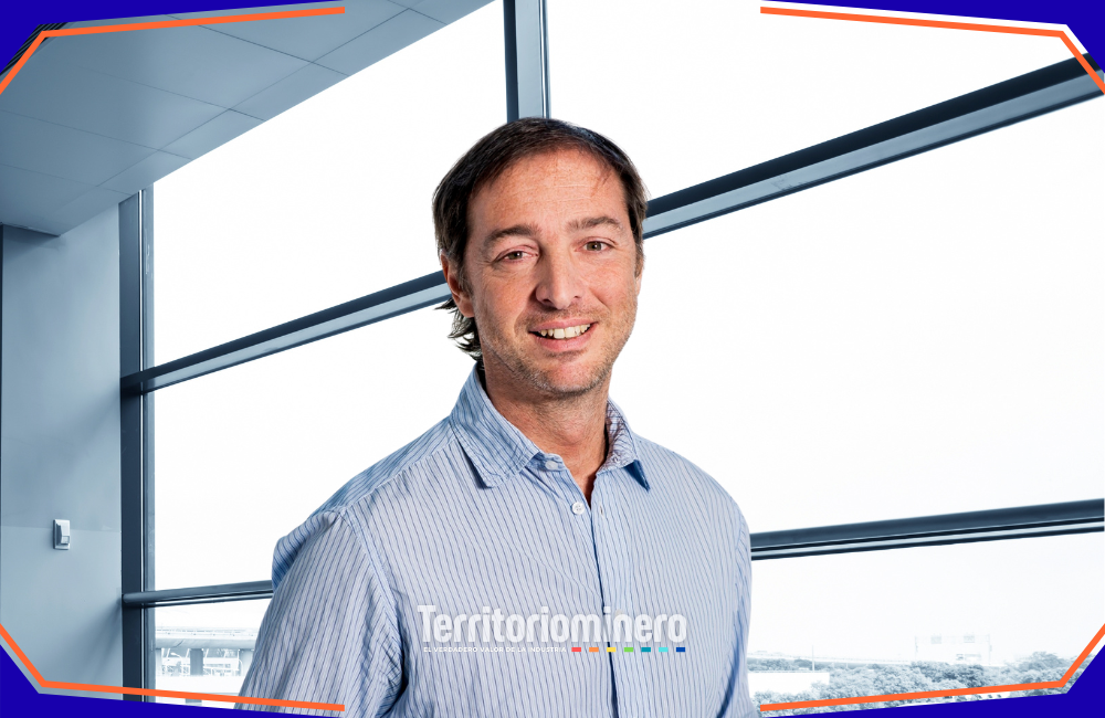 Martín Tavil, director ejecutivo para la Industria Minera de Accenture Chile, explicó que las compañías están optando por extender la .vida útil de las minas existentes