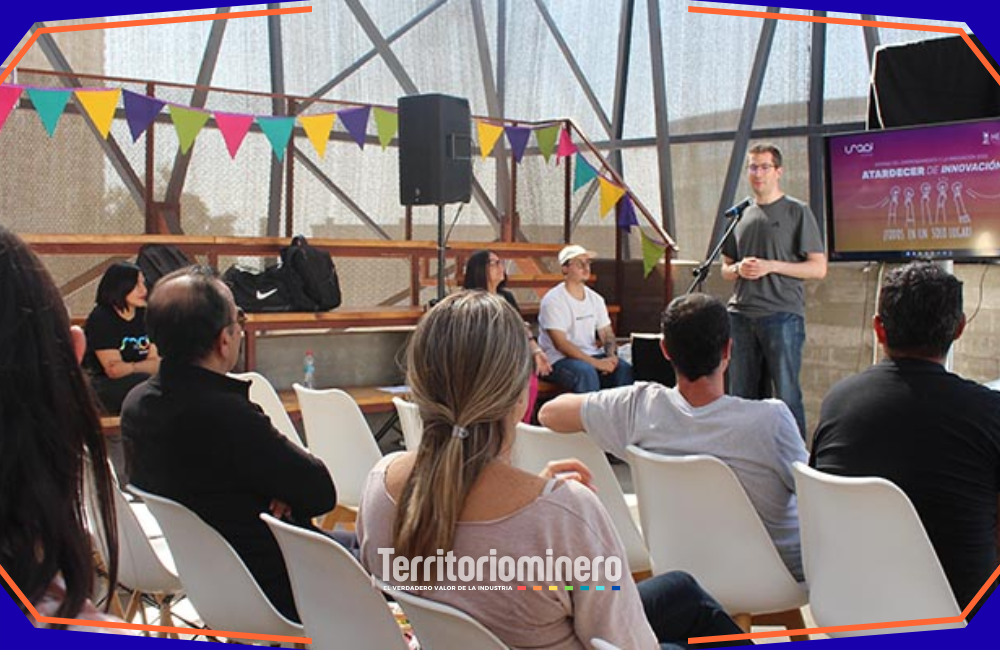 TukmaTec impulsa la sostenibilidad regional en la Semana de la Innovación UCN Participantes del programa TukmaTec durante charla de sostenibilidad en la Semana de la Innovación UCN.