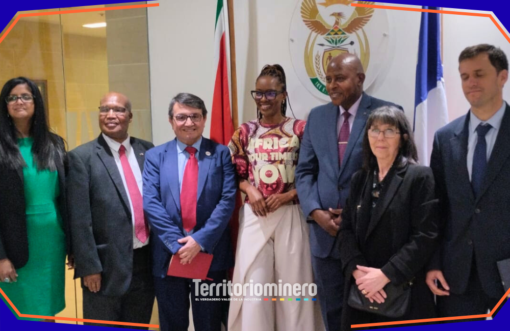 Cámara Minera de Chile impulsa vínculo estratégico con Sudáfrica Reunión entre Cámara Minera de Chile y delegación de Sudáfrica para fortalecer colaboración en minería.