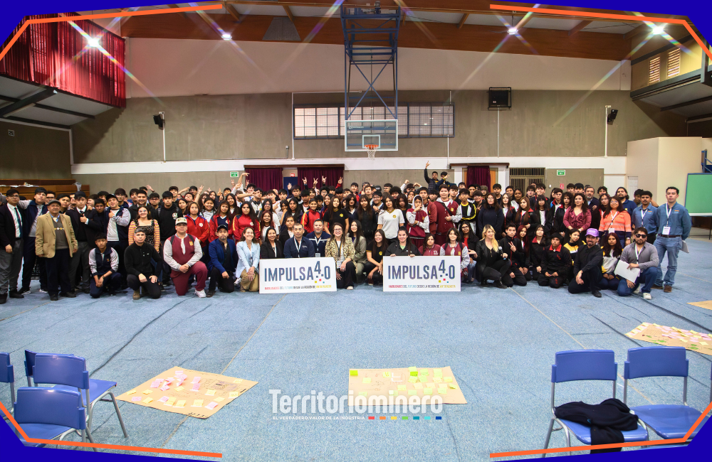 Bootcamp IMPULSA 4.0 acerca a jóvenes de Antofagasta a los desafíos de la minería del futuro Estudiantes de enseñanza media técnico-profesional participan en el bootcamp “Búsqueda de los Desafíos 4.0” organizado por IMPULSA 4.0 en Antofagasta.