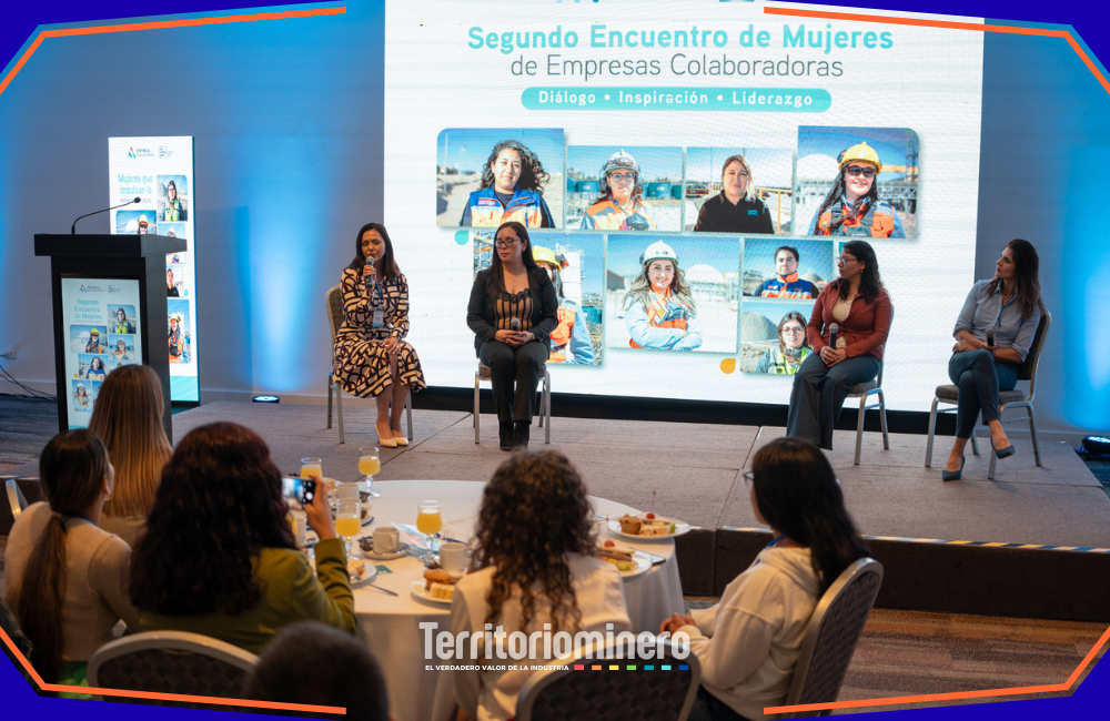 Mujeres de empresas colaboradoras participan en encuentro organizado por Minera Centinela.