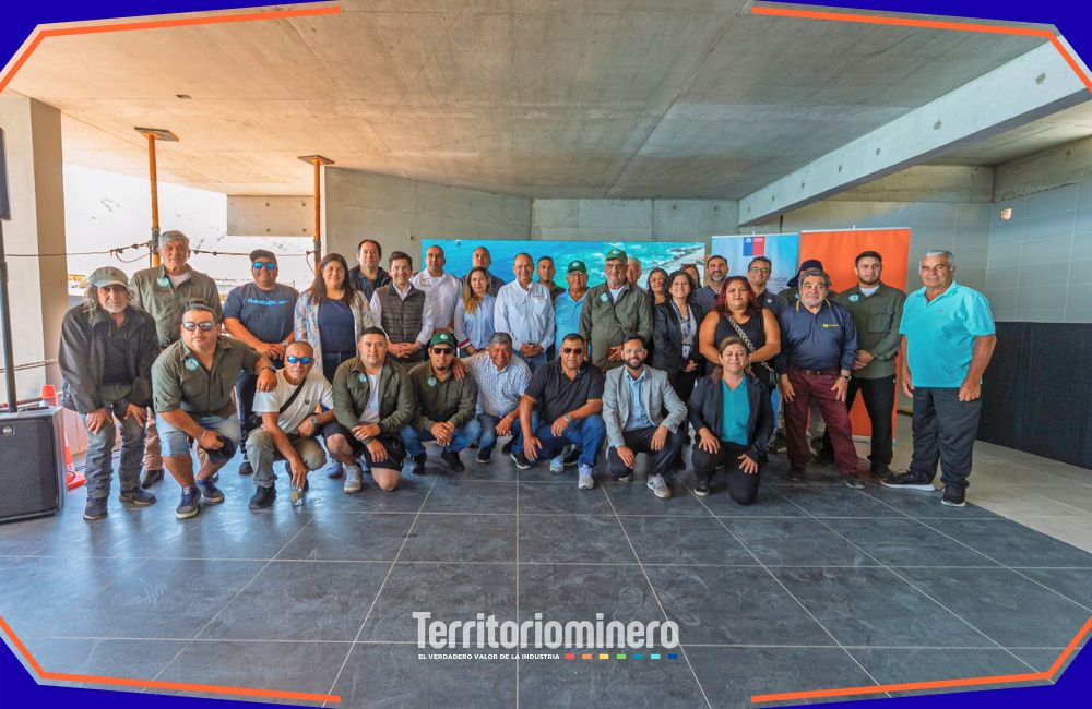 Pescadores de Caleta Coloso obtienen concesión marítima y nueva infraestructura presenta un 63% de avance Pescadores de Caleta Coloso reciben concesión marítima para administrar la caleta.