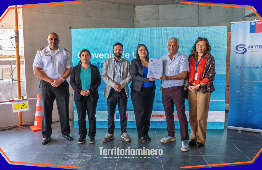 Pescadores de Caleta Coloso reciben concesión marítima para administrar la caleta.