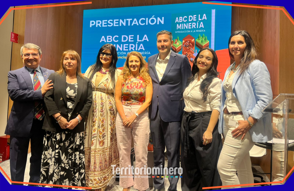 Francisco Lecaros presenta “ABC de la Minería”, un libro que explica de forma simple la importancia de la minería chilena, su aporte al desarrollo, la sostenibilidad y el capital humano.
