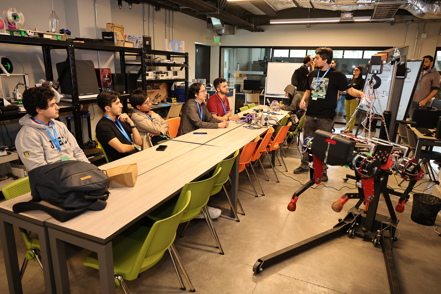 Estudiantes e investigadores participan en LACORO 2025 sobre robótica e inteligencia artificial en la Universidad de O’Higgins