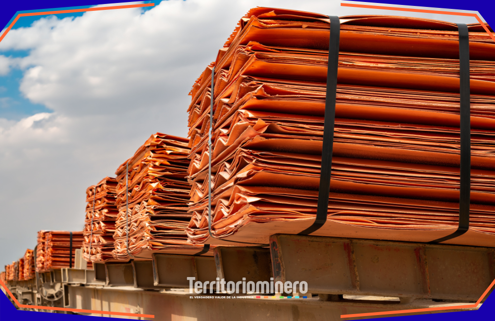 Cochilco proyecta máximo productivo del cobre chileno en 2033 Cochilco proyecta peak de producción de cobre en Chile en 2033 con 6,06 millones de toneladas.