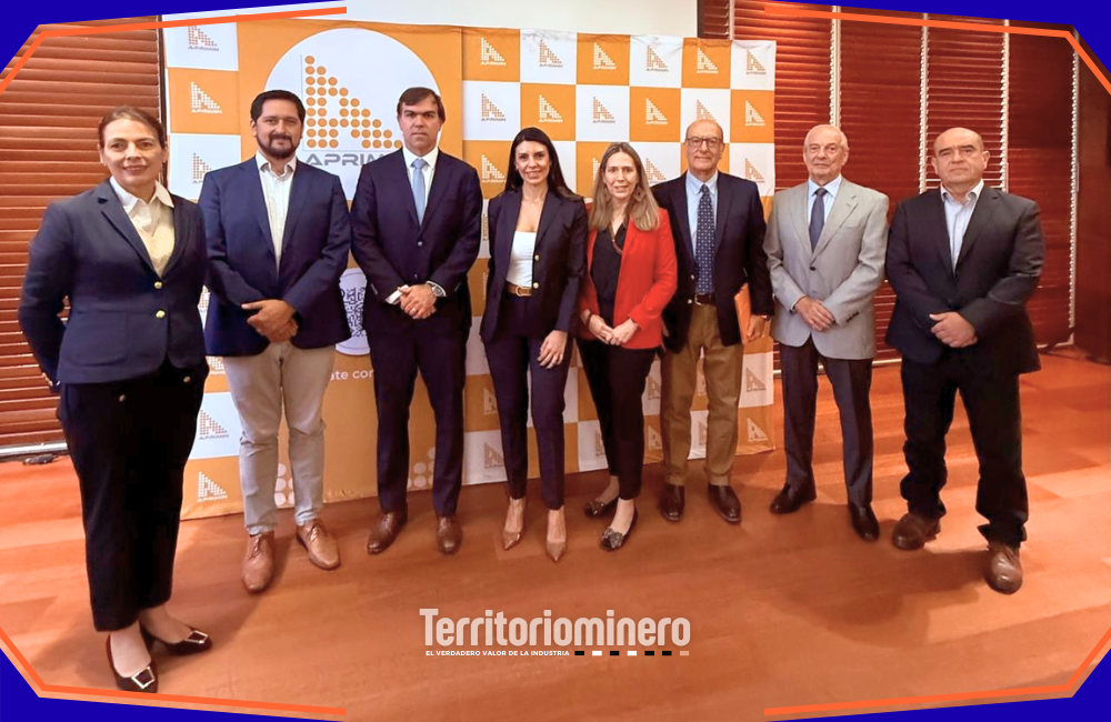 Proyecto Marimaca avanza con inversión de US$ 580 millones y producción de 50 mil toneladas de cobre Proyecto minero Marimaca en la Región de Antofagasta con instalaciones de lixiviación y producción de cobre