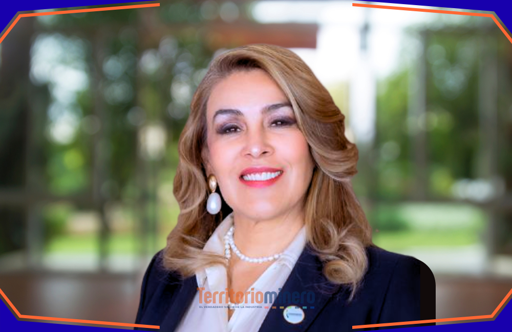 Bernardita Espinoza, vicepresidenta del CEN: “Incorporar talento femenino fortalece la toma de decisiones en la industria” Bernardita Espinoza liderazgo femenino minería energía Chile Coordinador Eléctrico