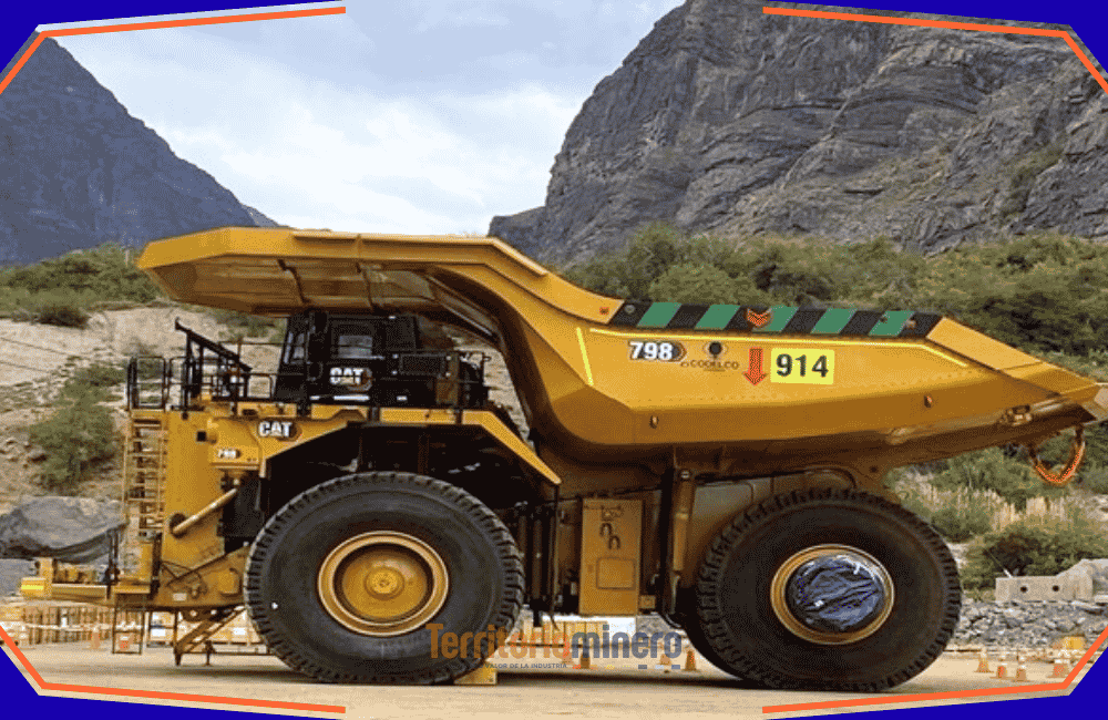 Codelco Andina suma 18 camiones de alto tonelaje y mejora eficiencia en mina rajo Camiones CAEX de 400 toneladas operando en mina rajo de Codelco Andina con nueva flota de alto tonelaje