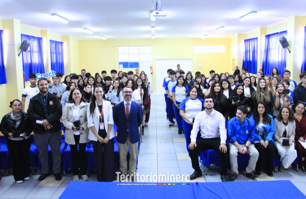 Codelco abre preuniversitario gratuito para estudiantes de Tocopilla Estudiantes de Tocopilla participan en lanzamiento de preuniversitario gratuito impulsado por Codelco Operaciones Norte y CPECH.