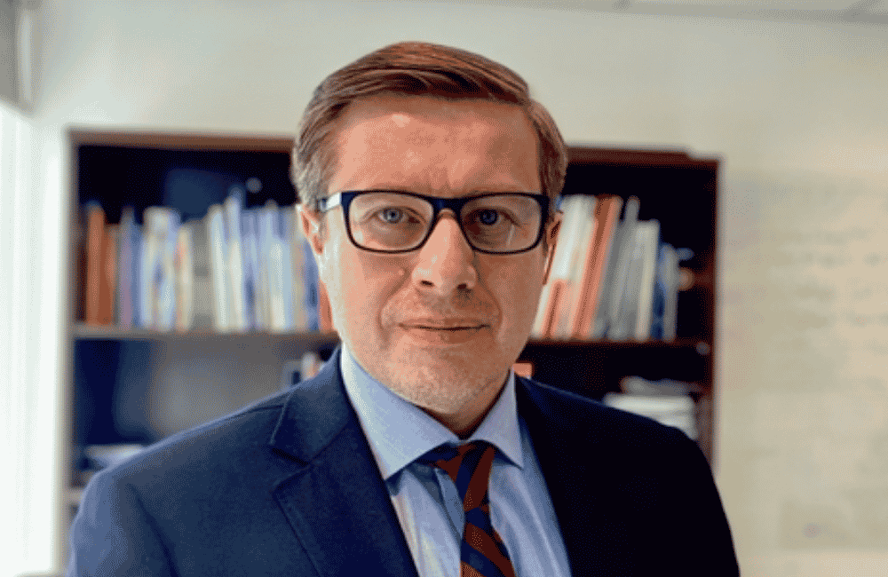 Carlos Barría asumirá la conducción de la Comisión Nacional de Energía Carlos Barría asumirá la conducción de la Comisión Nacional de Energía
