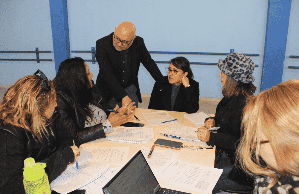 El Abra capacita a 90 educadores con IA para fortalecer convivencia escolar Docentes de Calama y Alto El Loa participan en programa de formación impulsado por Minera El Abra y la UCN.
